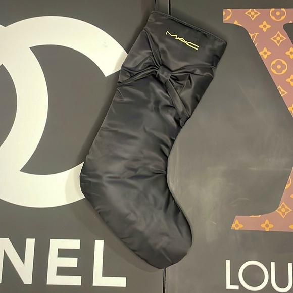 MAC Stocking M•A•C Cosmetics Stocking MAC Christmas Stocking Limited Edition - Picture 4 of 9